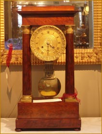 Pillar or Portico clock